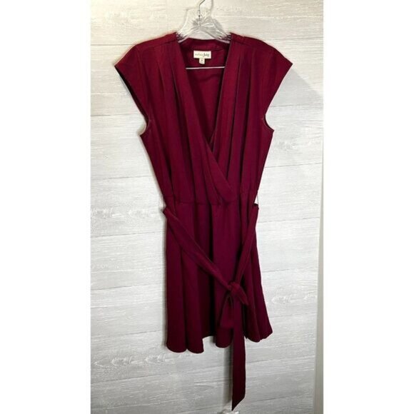 Maison Jules Cap Sleeve Pleated‎ V-neck Faux Wrap Tie Waist Dress - Picture 4 of 5